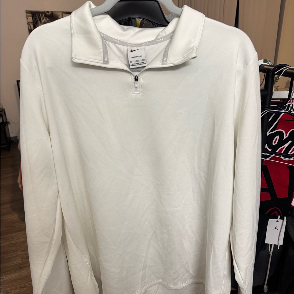Nike Women’s Plus Size Therma-Fit Quarter Zip